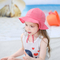 Les enfants larges de bord d'enfant en bas âge jouent le chapeau avec l'aileron Chin Strap Sun Hat de cou